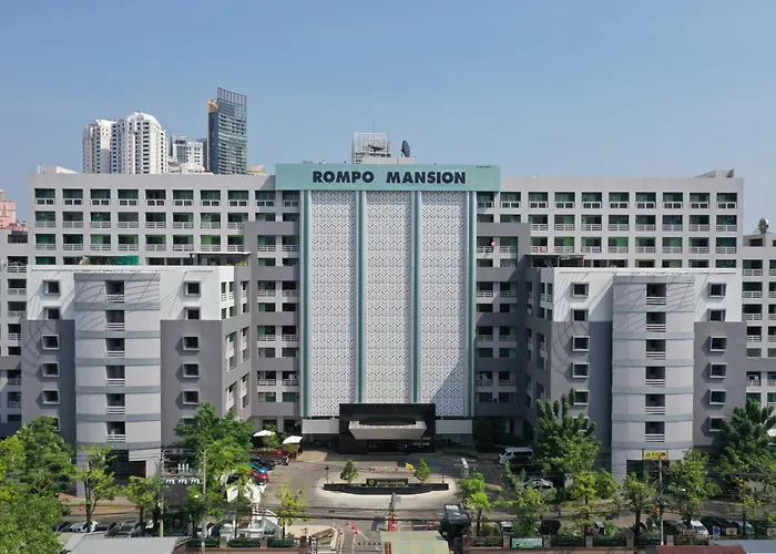 Hotel At 115 By Rompo Bangkok