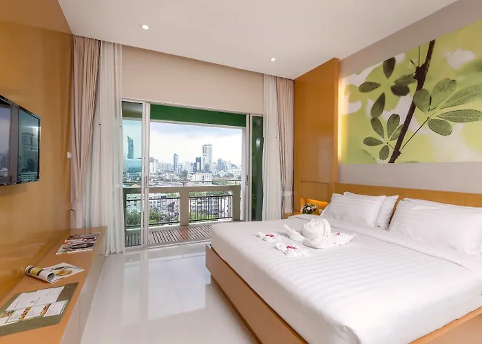 Hotel At 115 By Rompo 4*