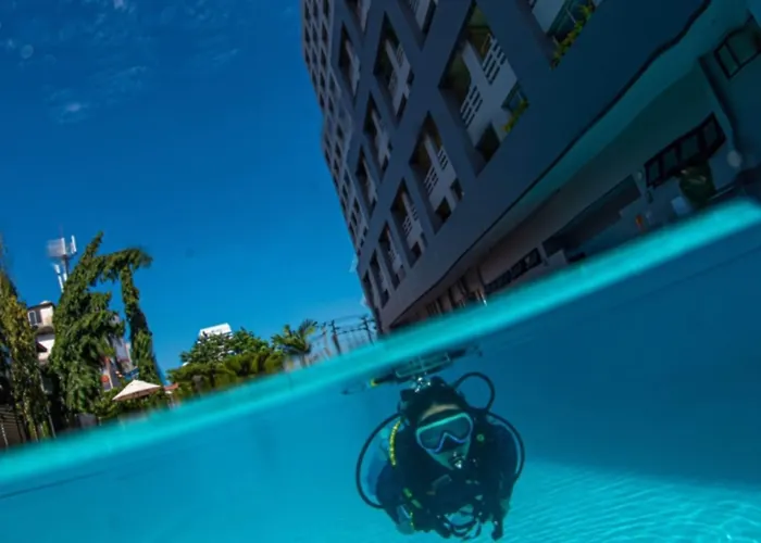 Hotel At 115 By Rompo Bangkok