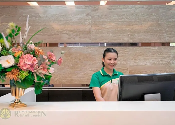 Hotel At 115 By Rompo Bangkok